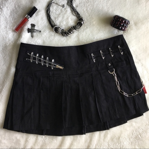Tripp nyc Dresses & Skirts - {TRIPP} Black Miniskirt Chain Zippers Safety Pins